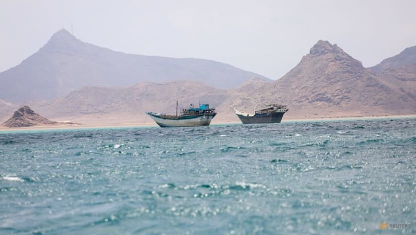 Saudi condemns Houthi maritime blockade threat; group warns of escalation