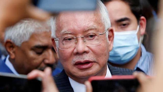 纳吉须缴罚款方可居家服刑  资产遭冻结难筹5000万令吉
