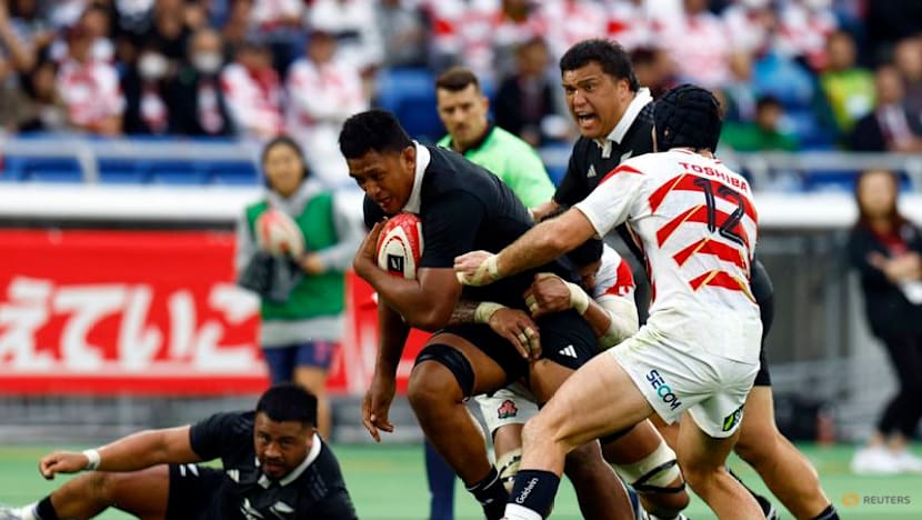 Japan change front row as they seek victory over France