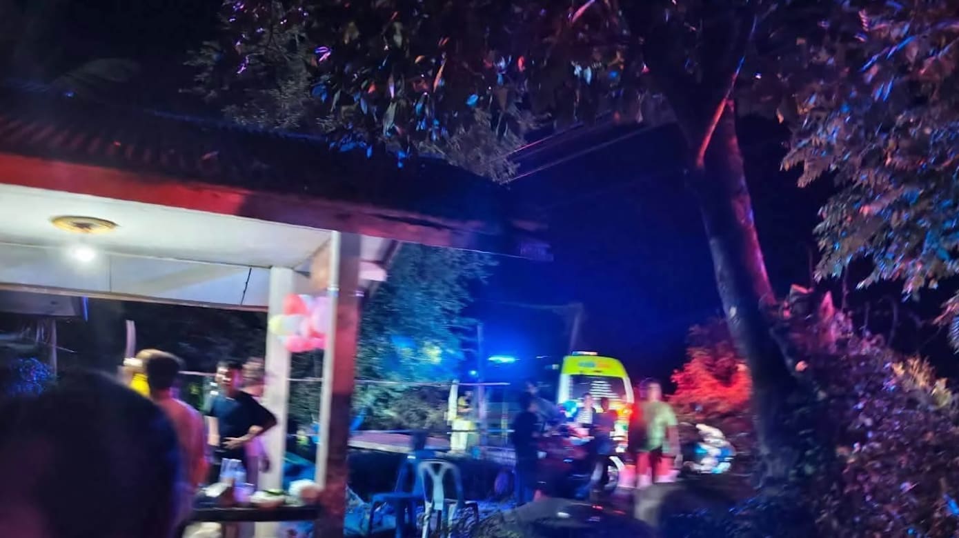 泰国男子疑吸毒后殴打母亲 父亲上前阻止惨遭砍死