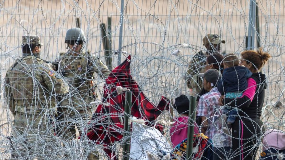 Migrant communities in the US on edge as Trump vows mass deportation of undocumented migrants Migrant communities in the US on edge as Trump vows mass deportation of undocumented migrants