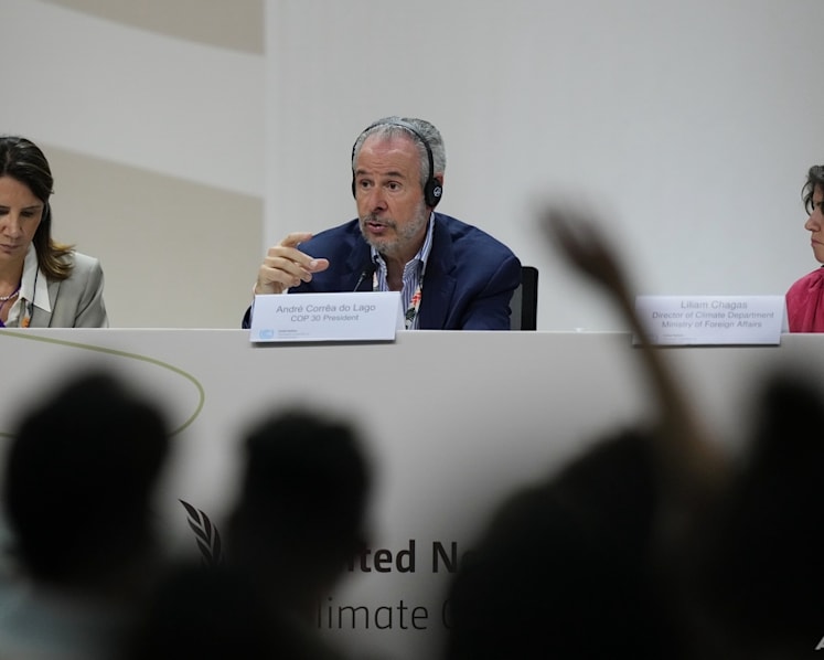 COP30 host urges unity as summit heads for final showdown over fossil fuels