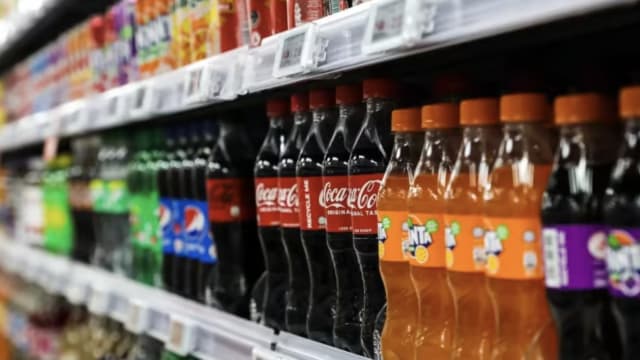 饮料瓶罐退费制将推迟至2026年4月落实