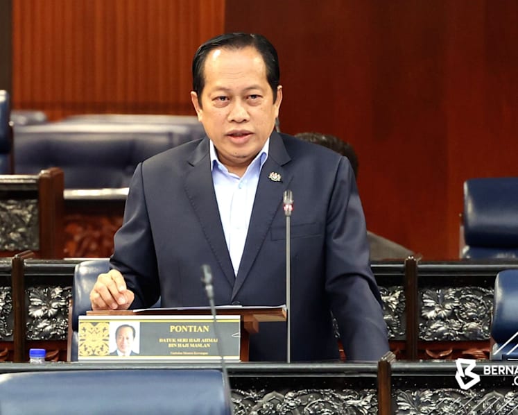 Malaysia government signals targeted fuel subsidies that might exclude the rich