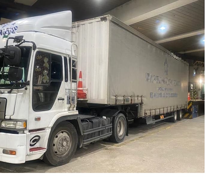 Nearly 6kg of kratom leaves seized at Woodlands Checkpoint, 5 arrested 