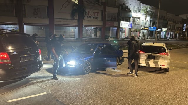 马国匪徒绑架16岁少女  警匪爆发枪战匪徒被击毙