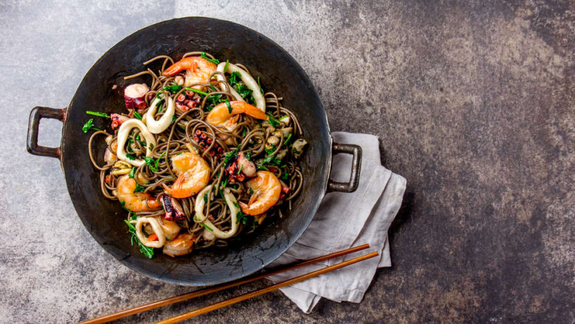 A sizzling showdown: Cast iron vs carbon steel cookware