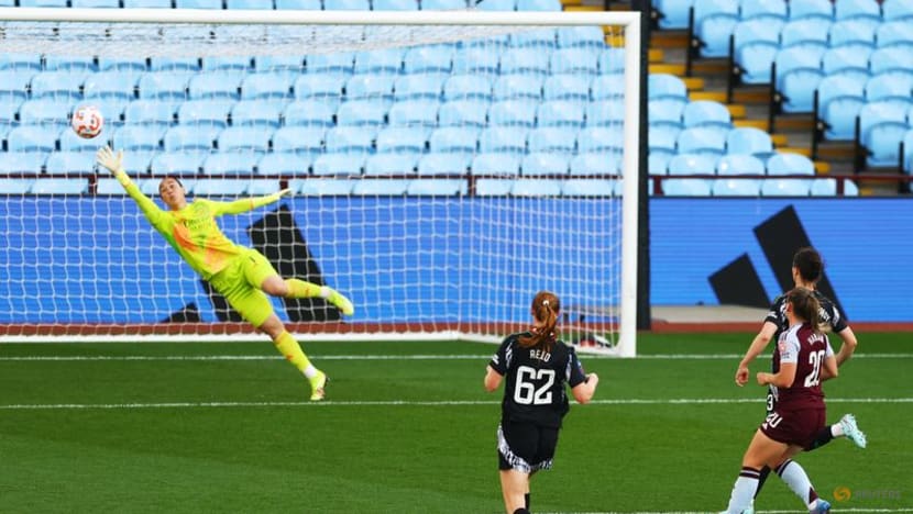 Arsenal's collapse at Aston Villa opens door for Chelsea to win WSL title
