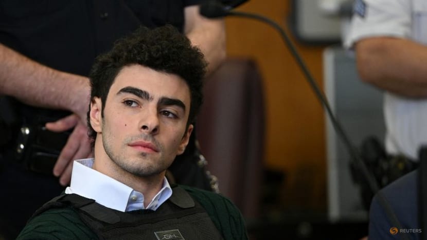US prosecutors to seek death penalty for Luigi Mangione, Bondi says