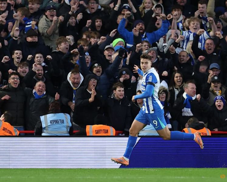 De Cuyper, Tzimas on target as Brighton down Forest to go fifth