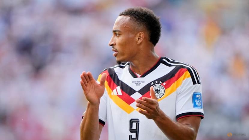 Leweling to get Brazilian Ronaldo's triangle fringe haircut if Germany win World Cup