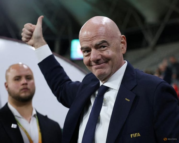 Infantino faces FIFA rebels in Zurich after failed World Cup stake sale