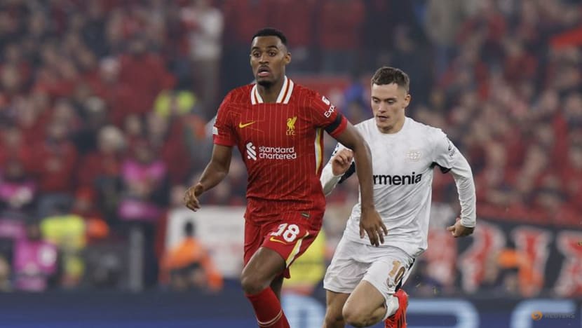 Diaz treble leads Liverpool to 4-0 win over Leverkusen on Alonso's return Diaz treble leads Liverpool to 4-0 win over Leverkusen on Alonso's return