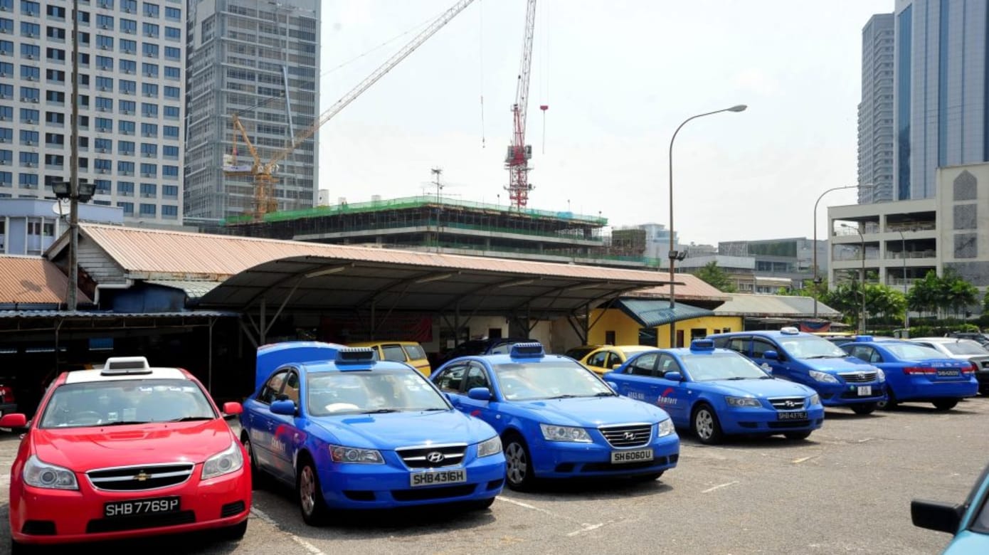 狮城德士入境柔州 或须装定位系统