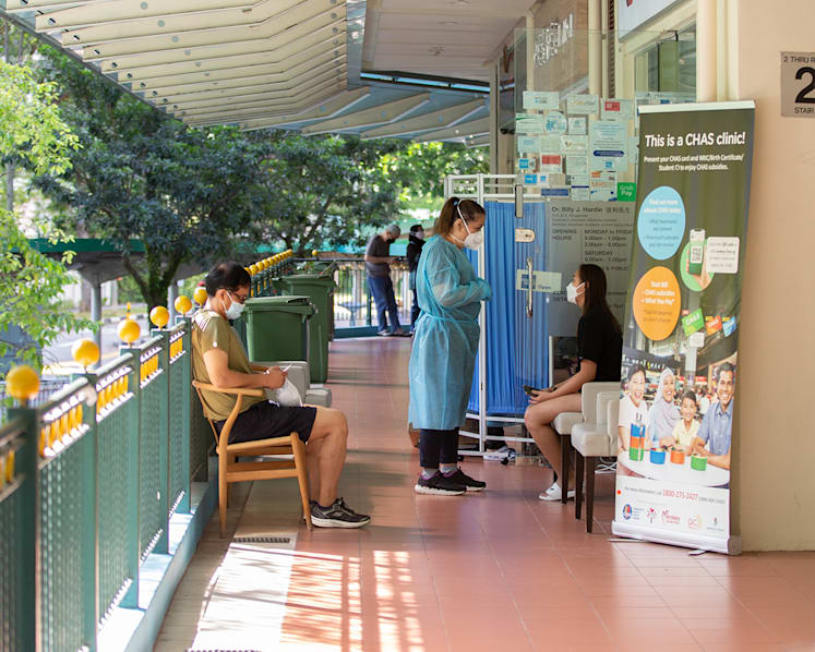 Clinics to go back to regular operating hours as Omicron wave subsides: MOH