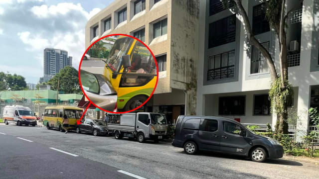 “无人驾驶”小巴酿连环车祸 数车被撞 一人送院 
