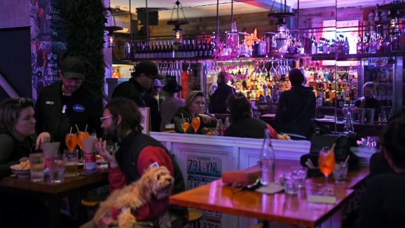 COVID-19 menular di pub Australia; kes Omicron timbul susuli pesta di kapal pesiaran