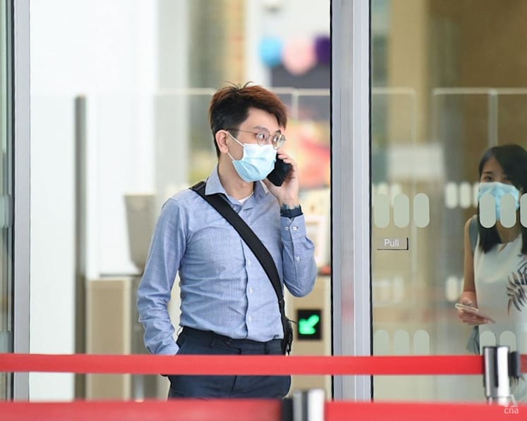 Man gets jail for driving off with undercover HSA officer's hand trapped in car window