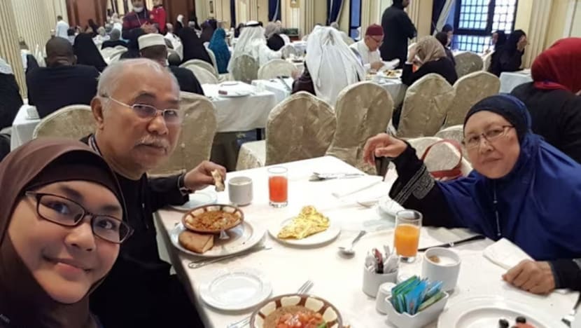 Ibu rumah tangga ini meluangkan 3 jam tiap pagi untuk menulis novel perdana – lalu memenangi penghargaan bergengsi