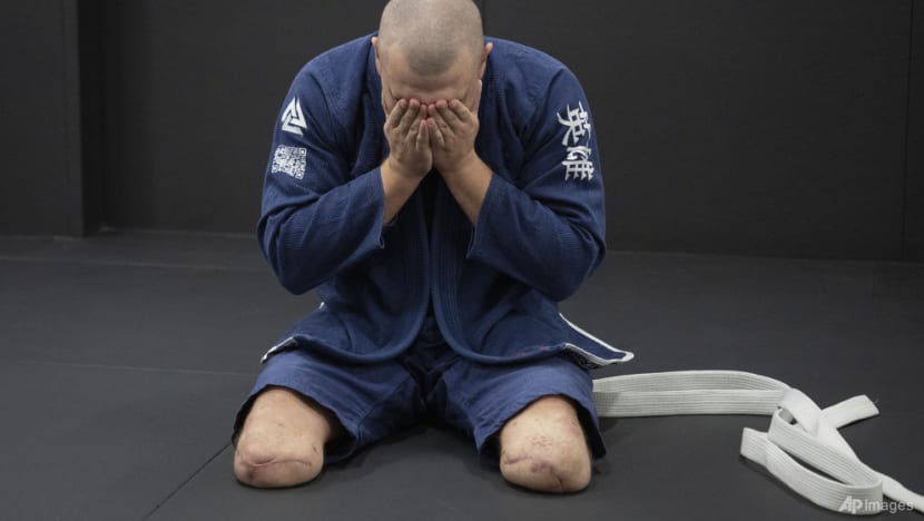 Ukraine war vets with amputated limbs find freedom in the practice of jiu-jitsu Ukraine war vets with amputated limbs find freedom in the practice of jiu-jitsu
