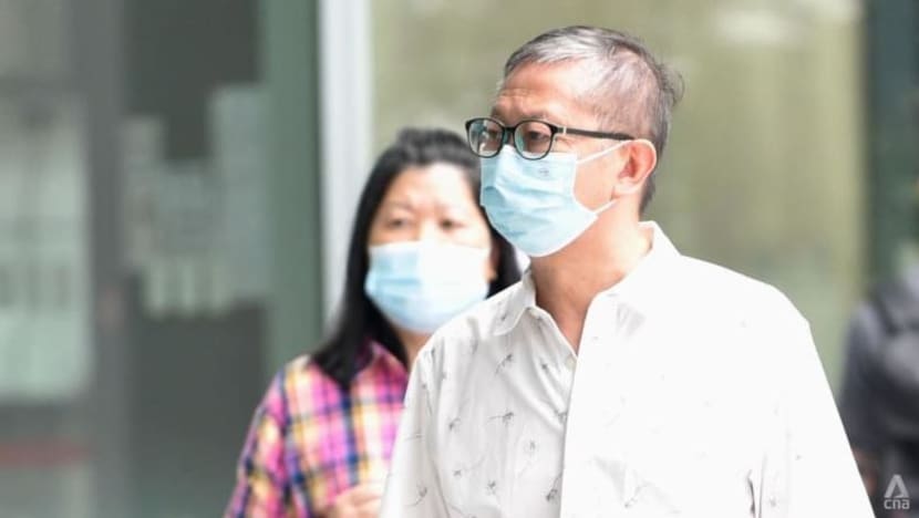 Bekas naib presiden UOB dijel 9 tahun, salah guna S$5 juta wang pelanggan Bekas naib presiden UOB dijel 9 tahun, salah guna S$5 juta wang pelanggan