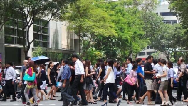 去年有约2万4000人获得新加坡公民权