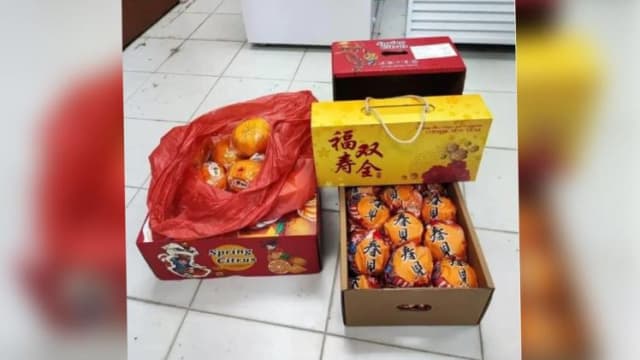 马国：狮城印尼乘客图蒙混过关 年柑藏行李遭充公