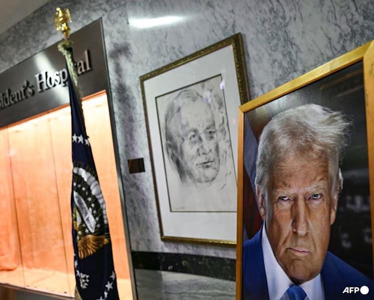 Trump has annual medical exam, days before turning 80