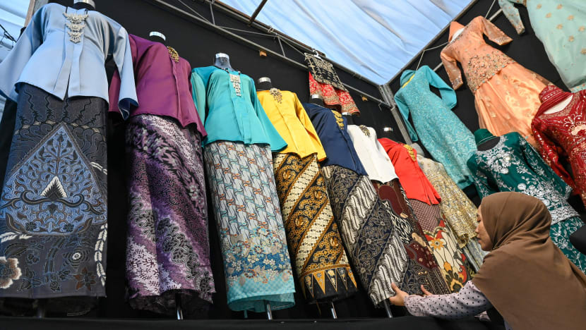 Perlu usaha drastik untuk pelihara, pulihara kebaya Perlu usaha drastik untuk pelihara, pulihara kebaya