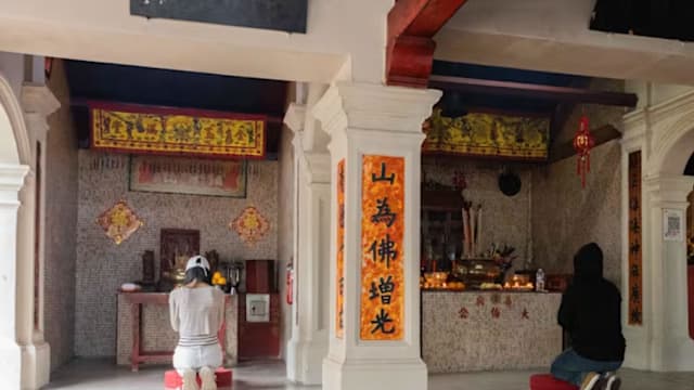 龟屿进香客六年减半 年轻一代只当是野餐景点