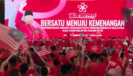 Tensions flare at Bersatu meeting as former PM Muhyiddin slams plan to unseat him as party president