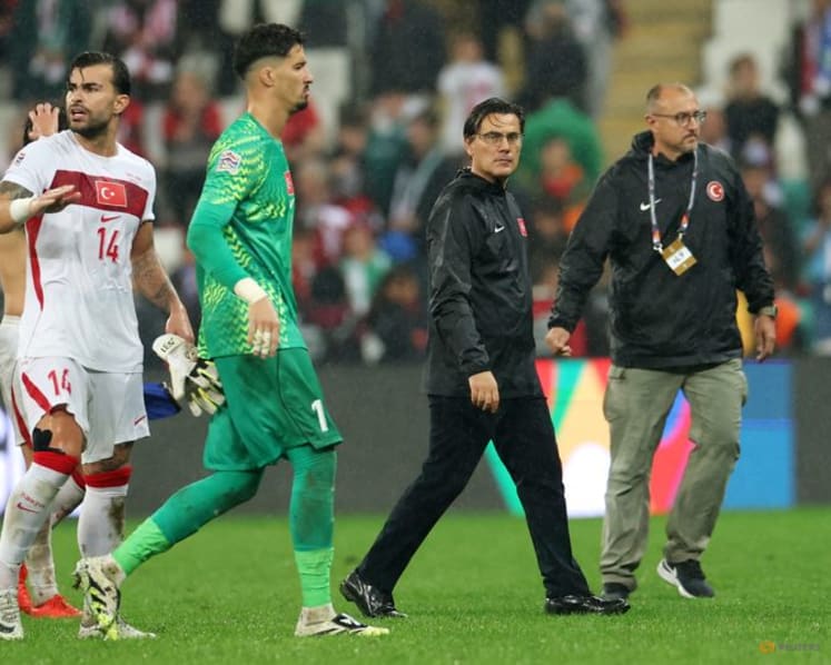France snatch late winner in Belgium, Italy thrash Turkey 4-1 away