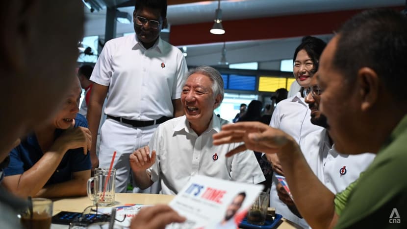 SM Teo Chee Hean turns up in Aljunied GRC, lends support to PAP team SM Teo Chee Hean turns up in Aljunied GRC, lends support to PAP team