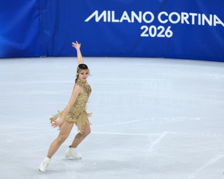Figure skating-Liu wins Olympic gold in Milan, ends US women's medal drought