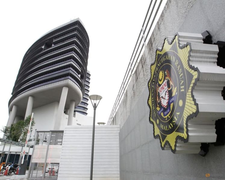 Malaysia to charge two top military officers over alleged corruption