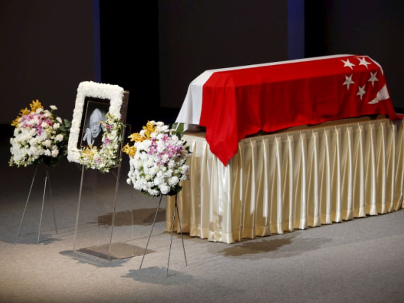 Some followers have commended Astro Awani for full coverage of the funeral procession on Sunday, March 30 2015.  Photo:Reuters