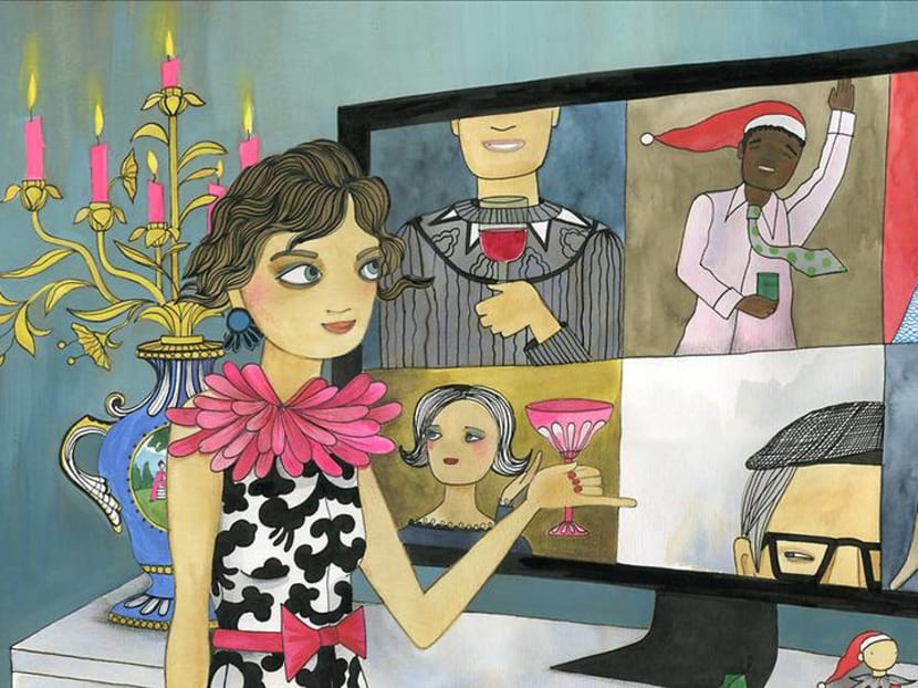 What's the holidays without a bit of booze? We bring you Zoom Cocktails 2.0: The Holiday Edition