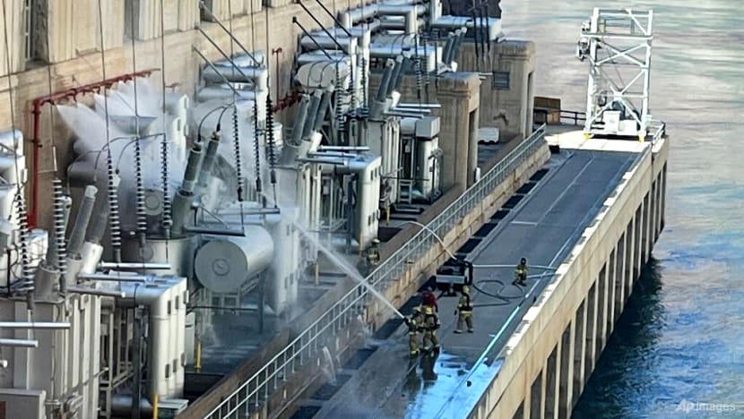Hoover Dam transformer explodes; no one hurt