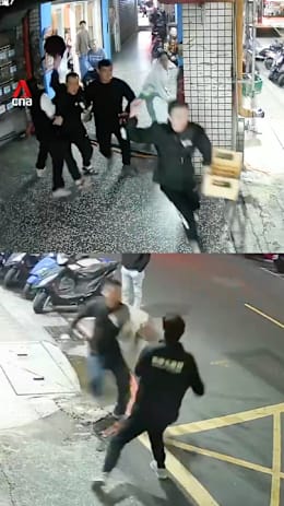 Bystanders try to disarm knife-wielding man in Taiwan