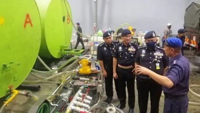 津贴燃油高价卖邻国 新山走私集团“开业”一周遭警捣