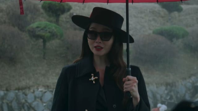 假面的女王（第2集）：宥娜再次出现