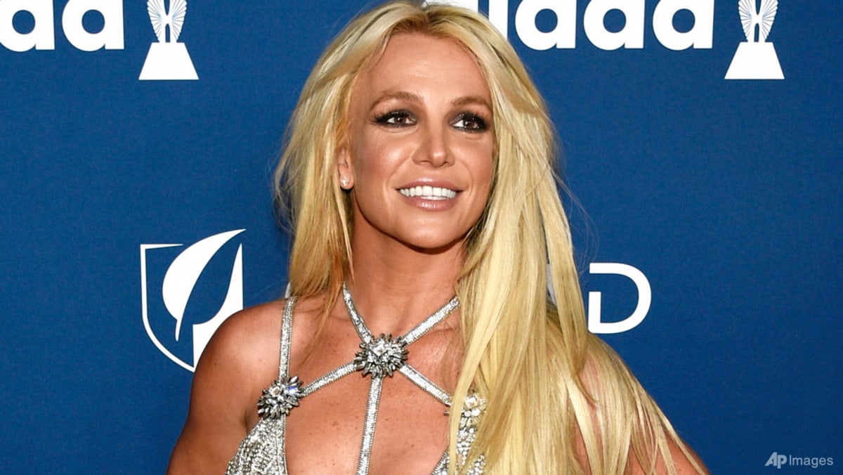 Britney Spears sells rights to her music catalogue