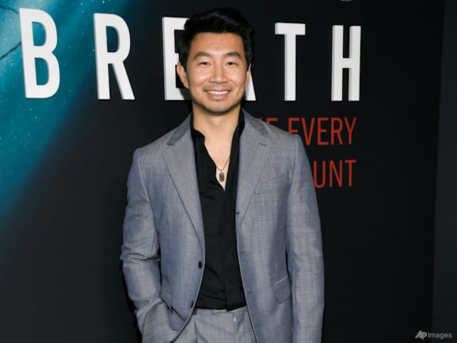 Shang-Chi star Simu Liu reveals how Taylor Swift helped him propose to his girlfriend