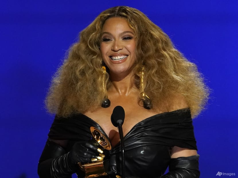 Beyonce delays big announcement amid Los Angeles wildfires