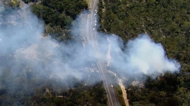 澳洲一架小型飞机坠毁 两人身亡