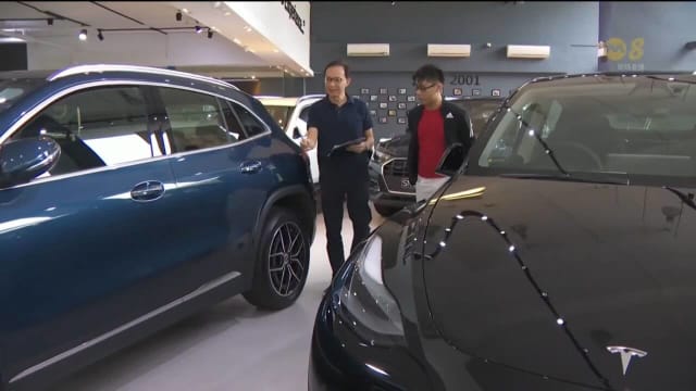 中小型车拥车证价格跌幅最大 车业公会将商讨长远措施