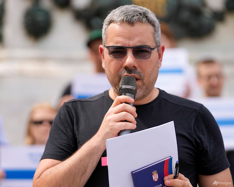 Russian anti-war activists hold protest after activists face entry, residence problems in Serbia
