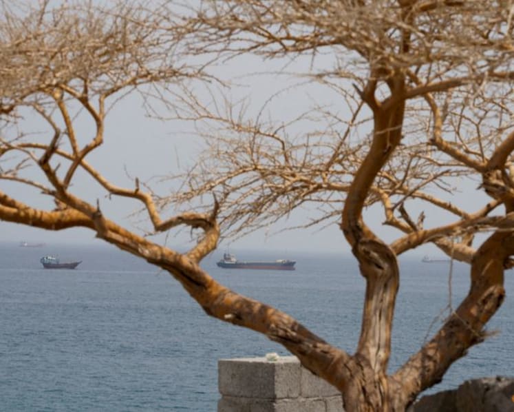 Oil rises on Iran war stalemate; near-term potential for further gains seen limited