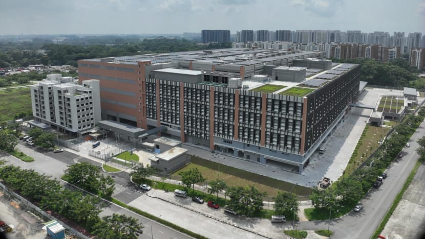 New Sengkang West multi-storey depot to support large-scale deployment of electric buses New Sengkang West multi-storey depot to support large-scale deployment of electric buses