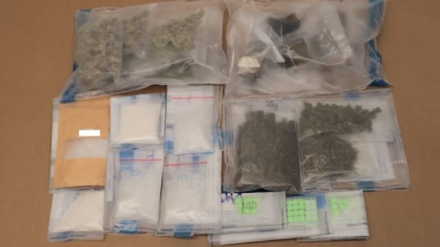 肃毒局逮捕三名涉贩毒嫌犯 起获市值估计逾11万元毒品